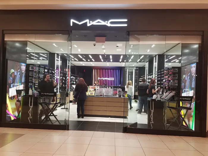 MAC Cosmetics 9