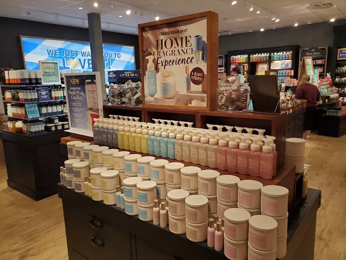 Bath & Body Works 2