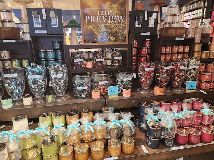 Bath & Body Works 8