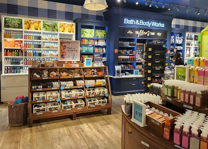 Bath & Body Works 9