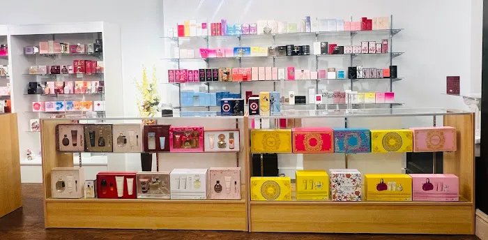 Perfume Villa 7