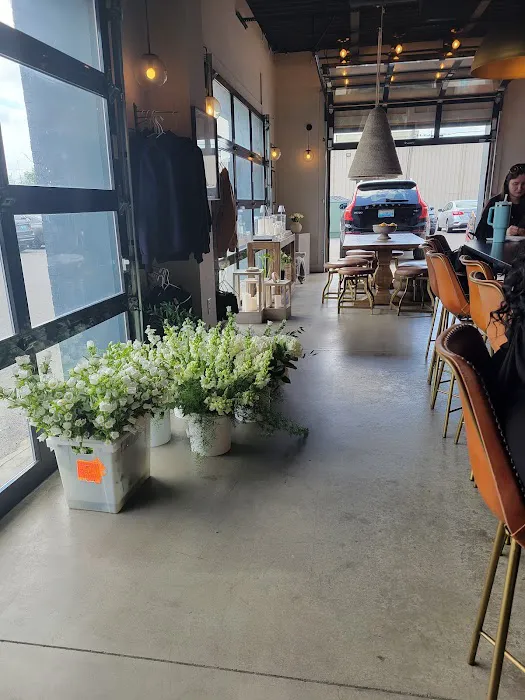 Maddox & Rose Marketplace 0
