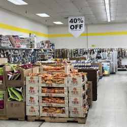 Ben's Bargain Center ico