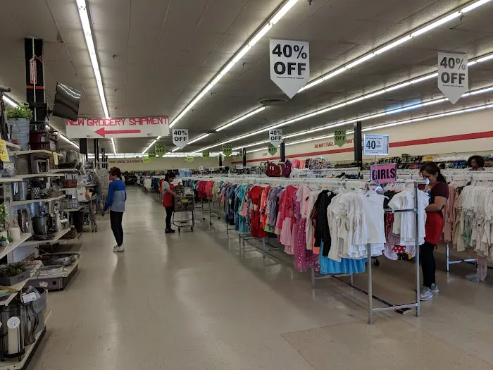 Ben's Bargain Center 4