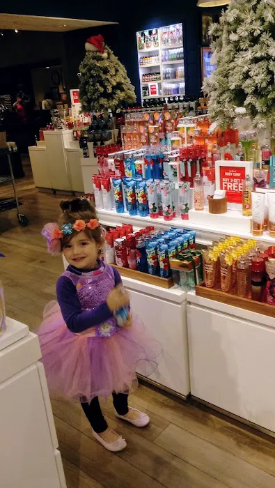 Bath & Body Works 2