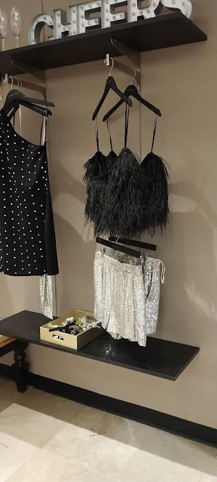 Dillard's 7