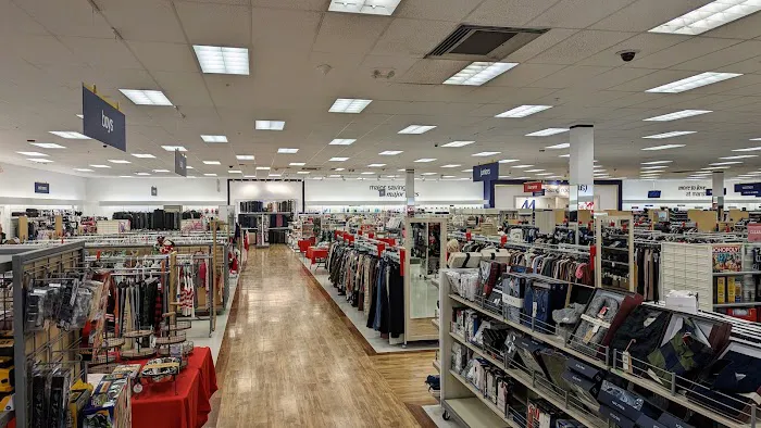 Marshalls & HomeGoods 3