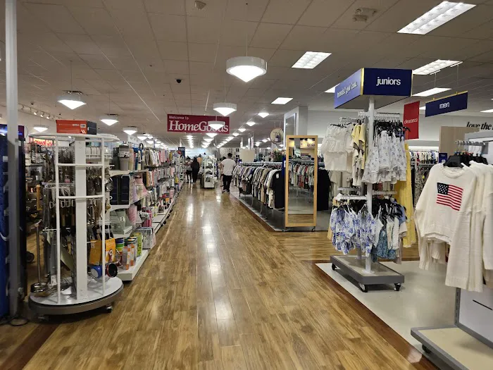 Marshalls & HomeGoods 5