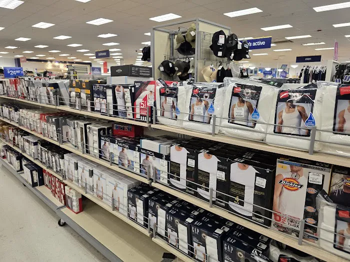 Marshalls & HomeGoods 8