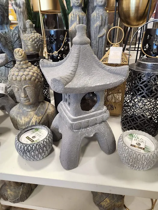 Marshalls & HomeGoods 7