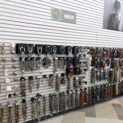 Discount Fashion Warehouse Toledo ico