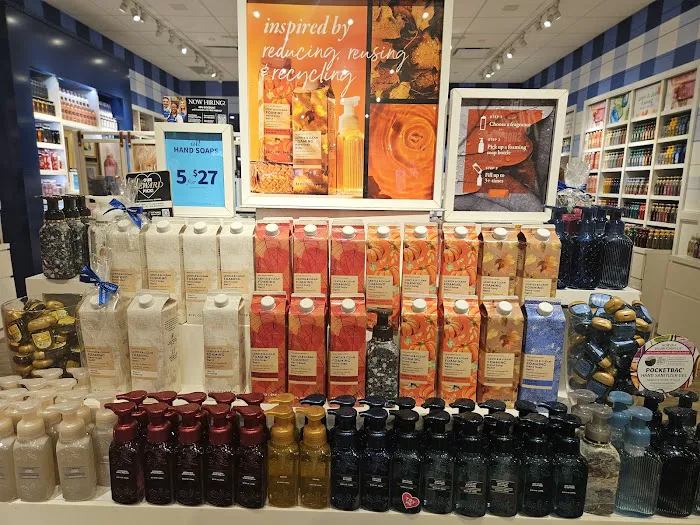 Bath & Body Works 9