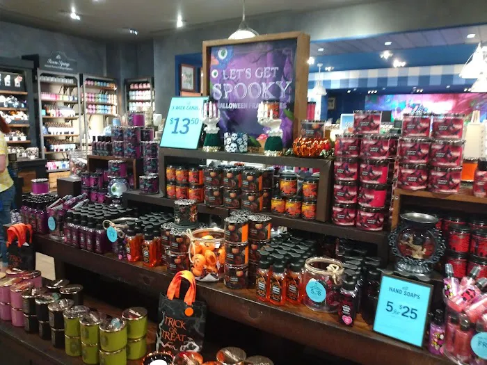 Bath & Body Works 2