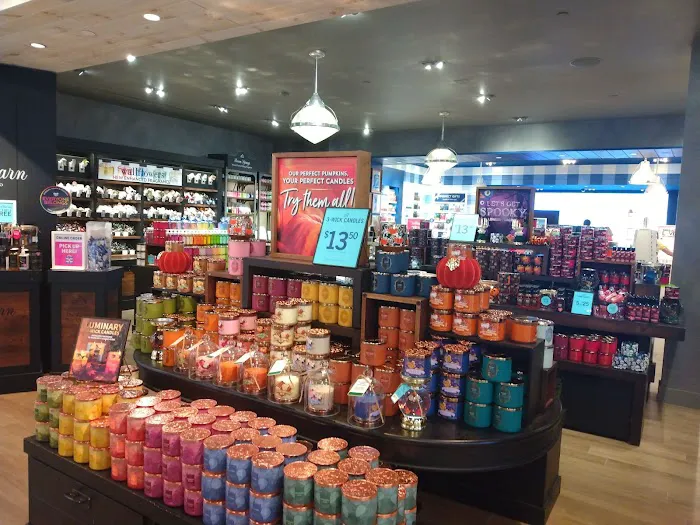 Bath & Body Works 4