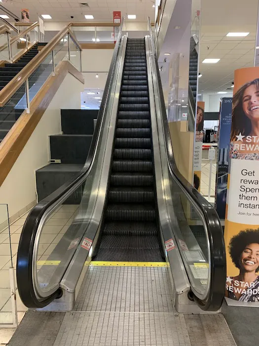 Macy's 0