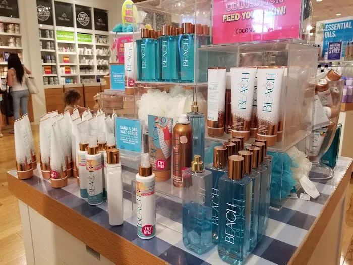 Bath & Body Works 8
