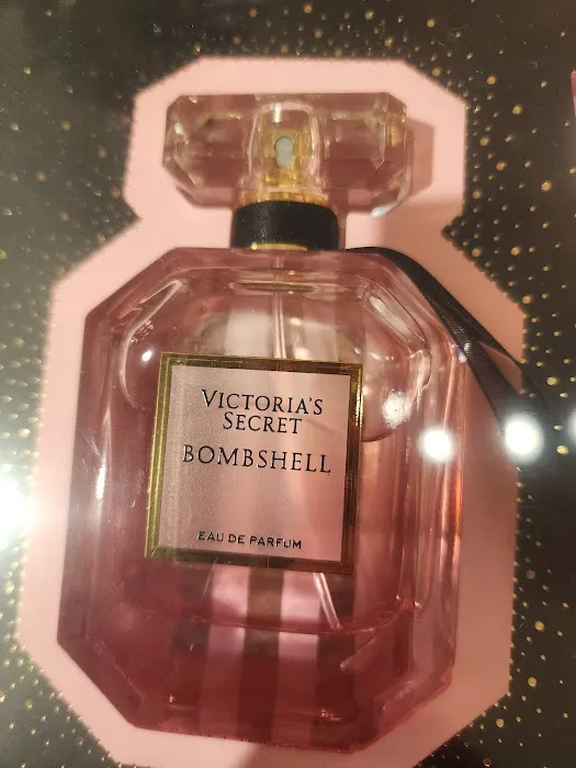 Victoria's Secret & PINK by Victoria's Secret 0