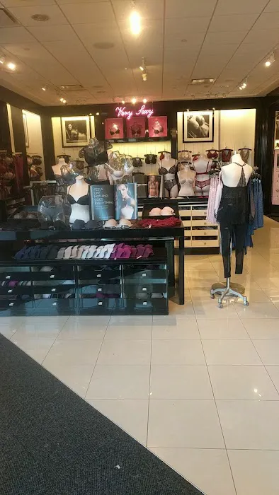 Victoria's Secret & PINK by Victoria's Secret 2