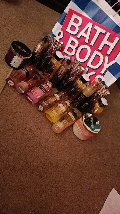Bath & Body Works 4