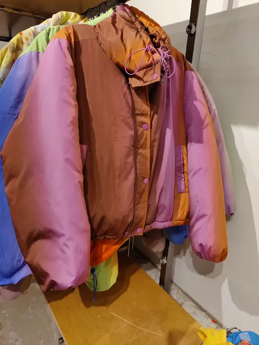 Urban Outfitters 7