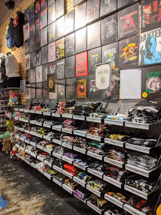 Hot Topic 7