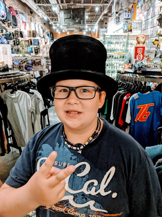 Hot Topic 9