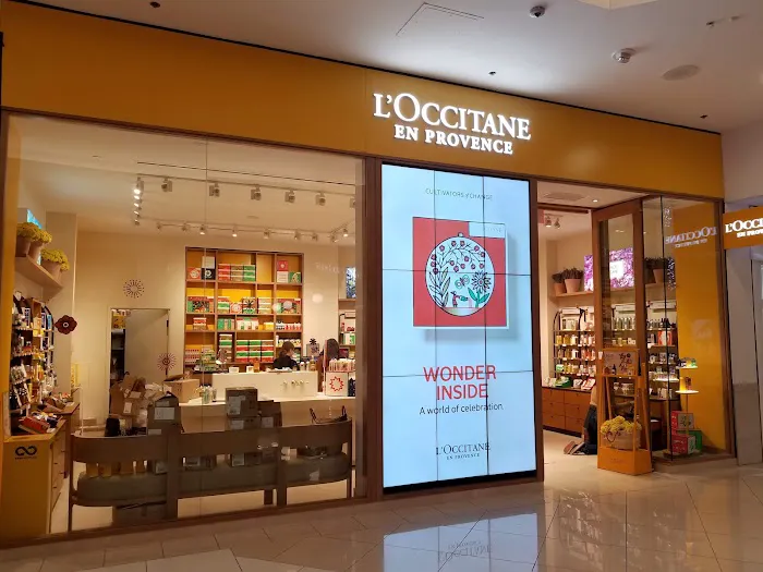 L'OCCITANE EN PROVENCE 1