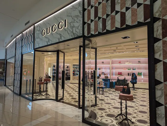 Gucci 6