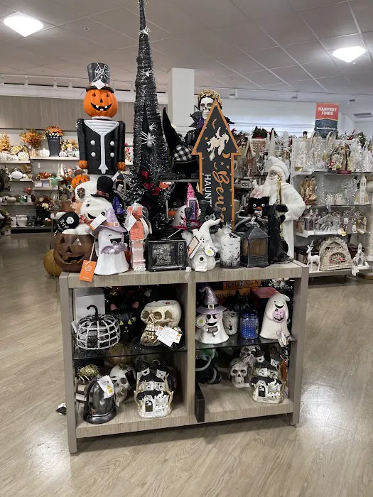Marshalls & HomeGoods 4