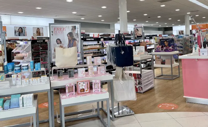 Ulta Beauty 0