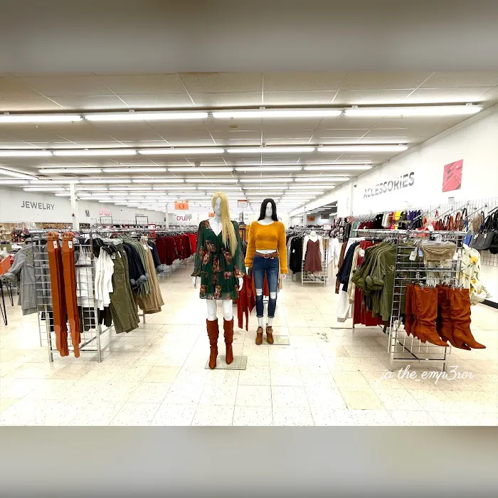 Discount Fashion Warehouse Kenwood 1
