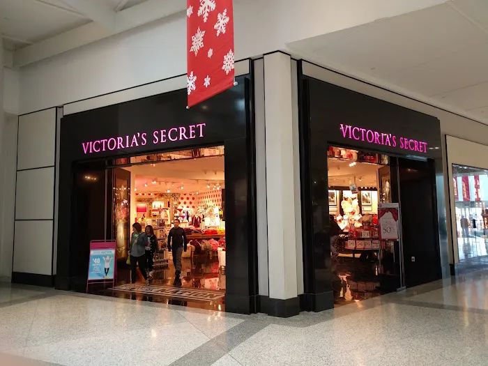 Victoria's Secret & PINK by Victoria's Secret 7