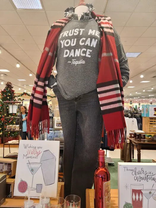 Von Maur 2
