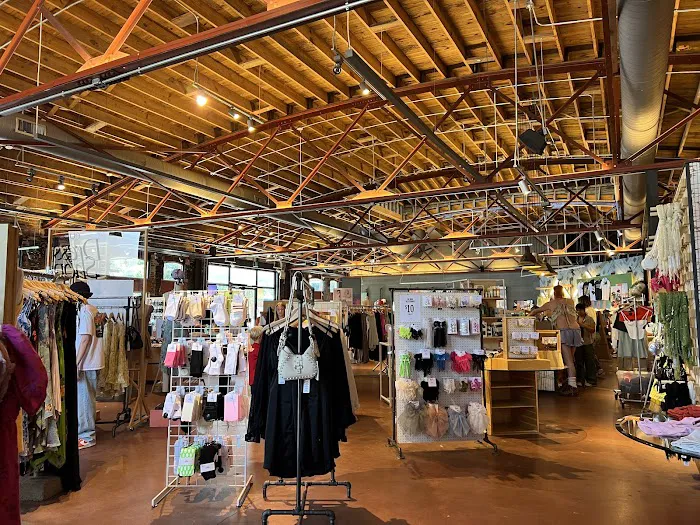 Urban Outfitters 3