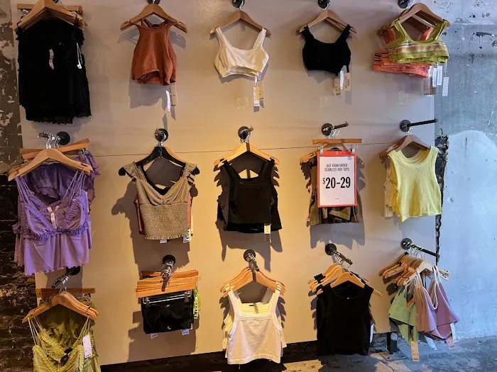 Urban Outfitters 2
