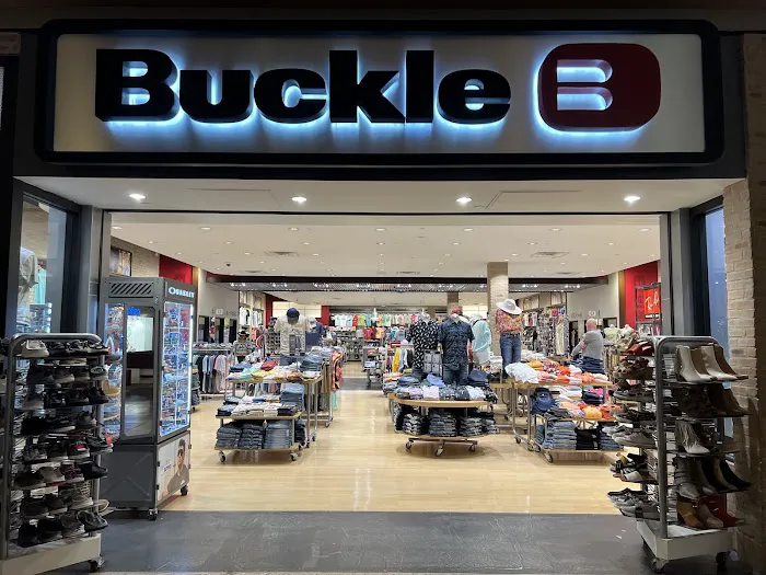 Buckle 6