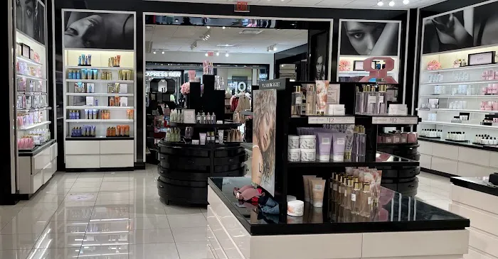 Victoria's Secret & PINK by Victoria's Secret 1