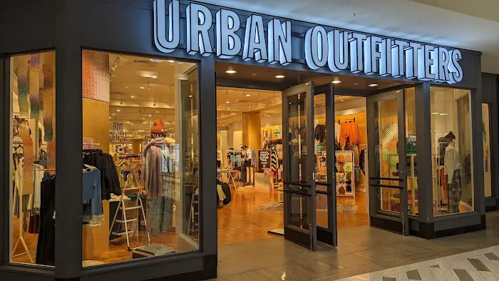 Urban Outfitters 5