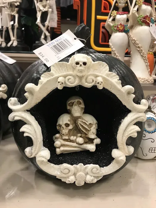 Von Maur 8