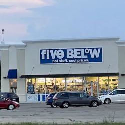 Five Below ico