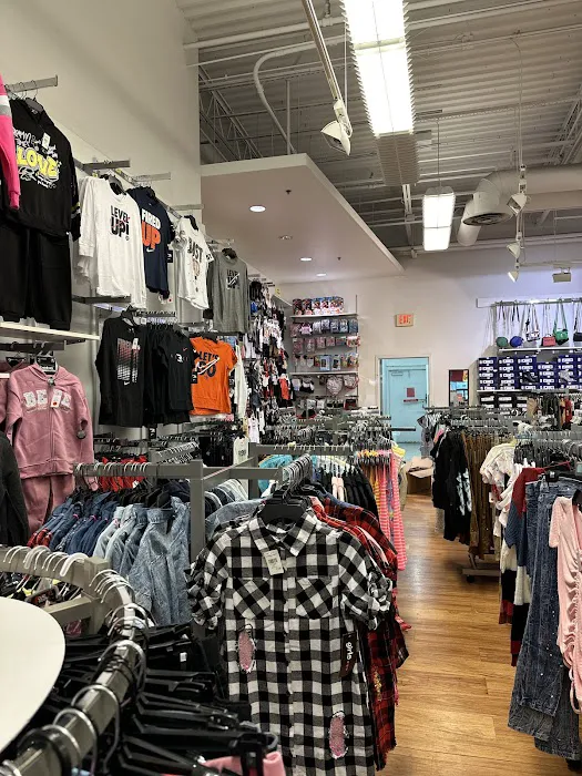 Rainbow Shops 6