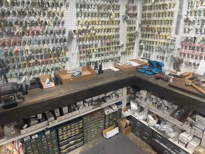 Woods Hardware 9