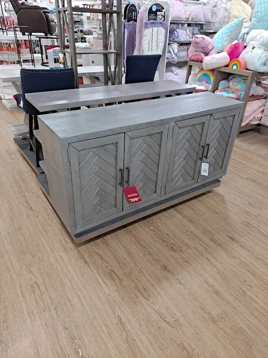 HomeGoods 7