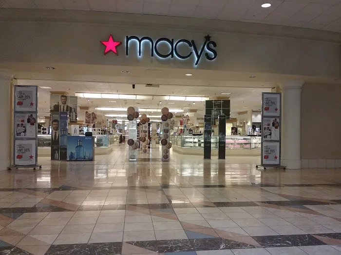 Macy's 4
