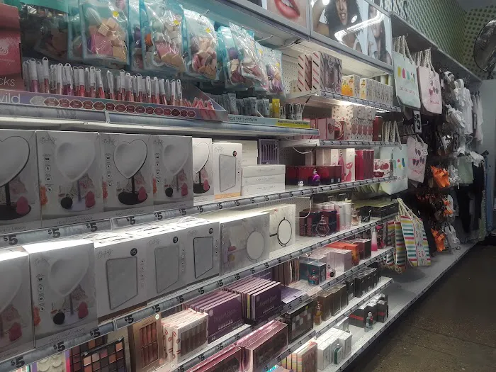 Five Below 5