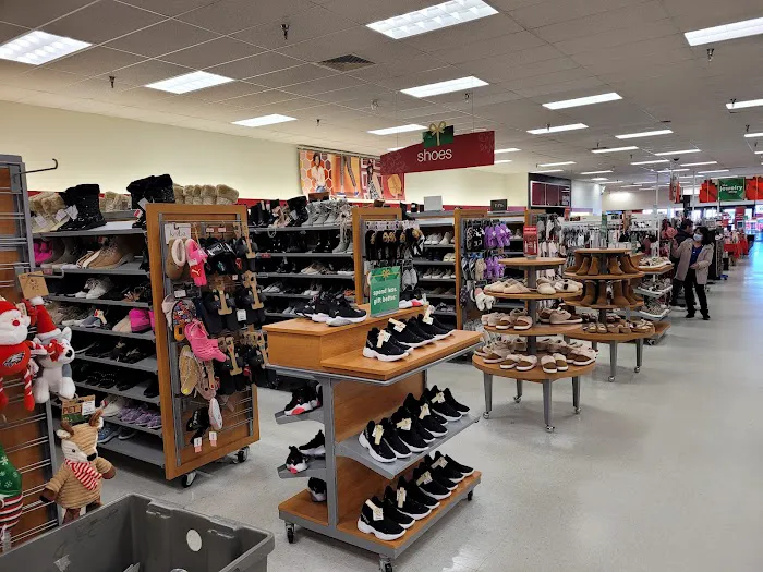 T.J. Maxx 1