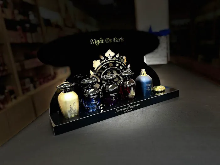 Perfume Hut 7