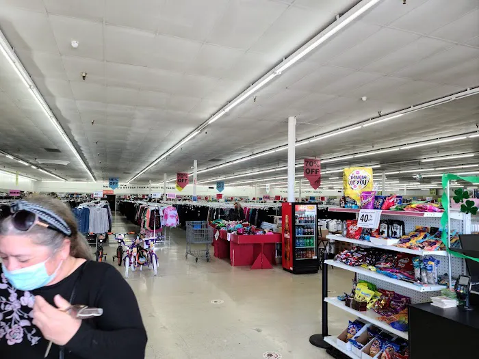 Ben's Bargain Center Valley Station 0