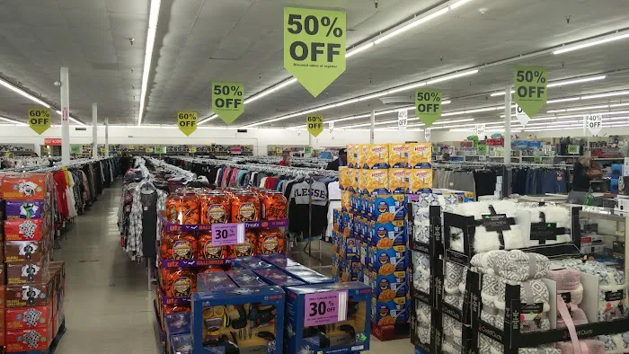 Ben's Bargain Center Valley Station 6