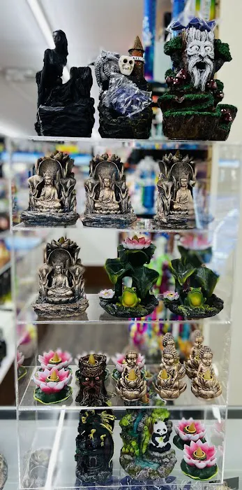 Dream Convenient Store 9